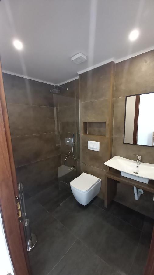 Vladimir Estate Hotel Gjirokastër 외부 사진