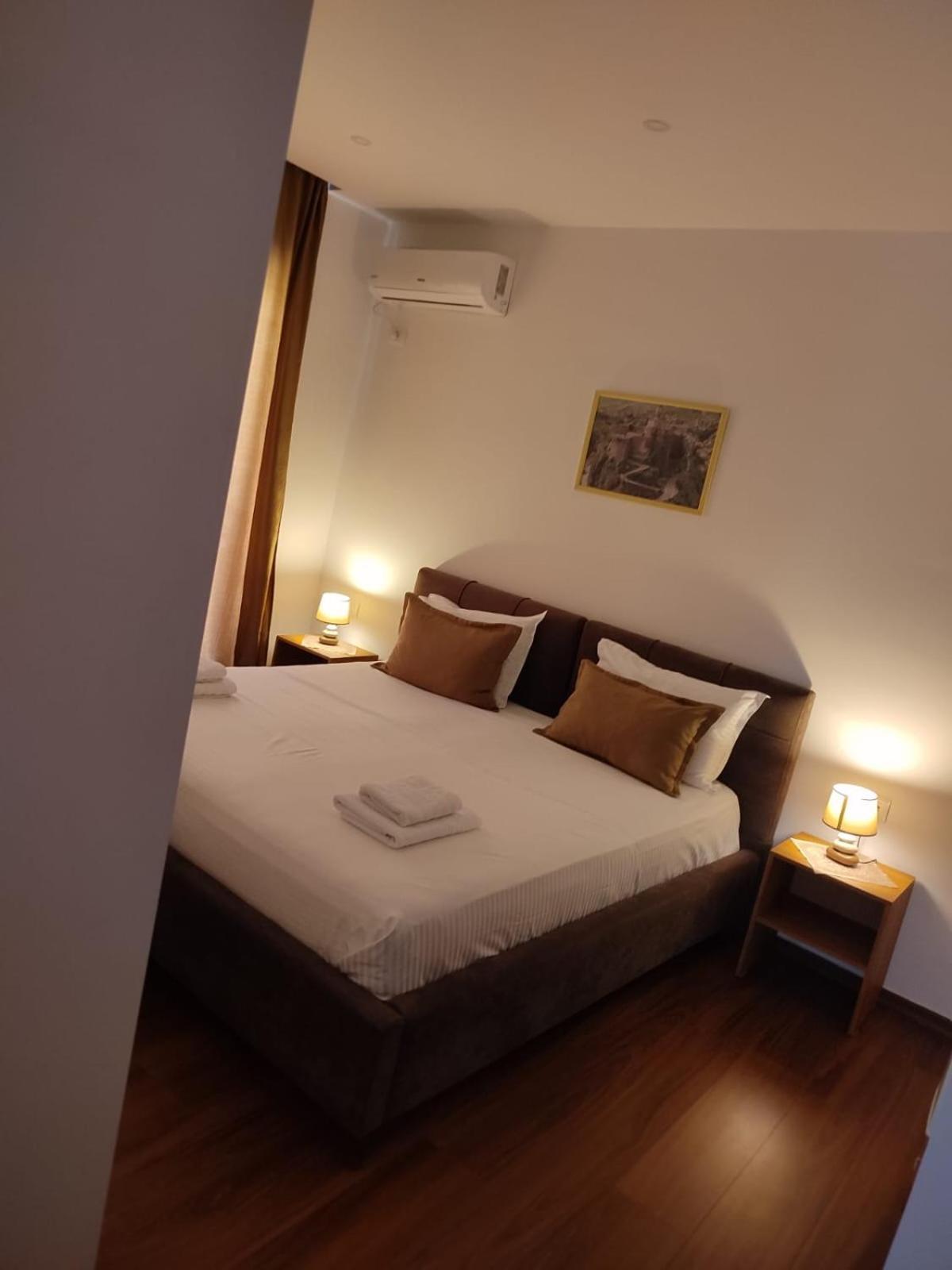Vladimir Estate Hotel Gjirokastër 외부 사진
