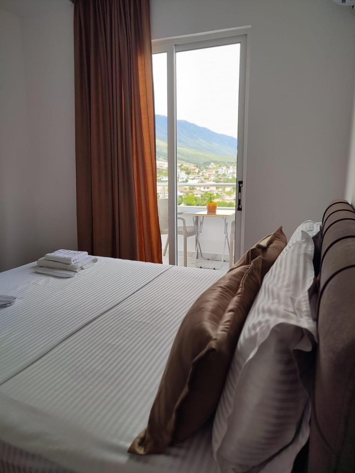Vladimir Estate Hotel Gjirokastër 외부 사진