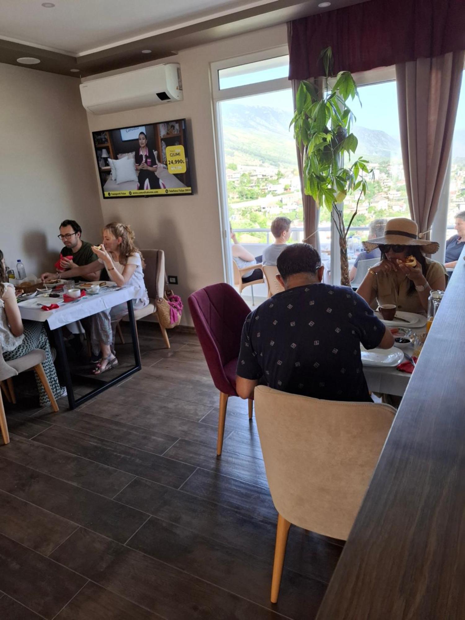 Vladimir Estate Hotel Gjirokastër 외부 사진