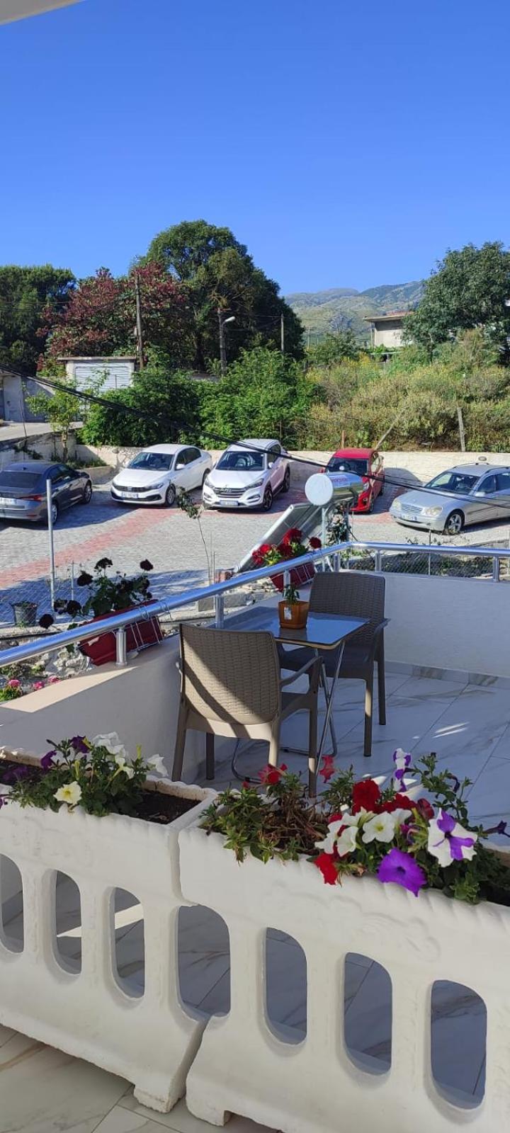 Vladimir Estate Hotel Gjirokastër 외부 사진